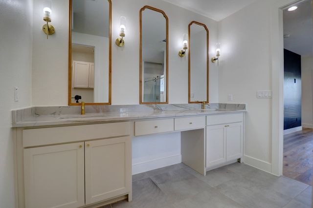 183 S Prairie Avenue, Dallas, TX 75226