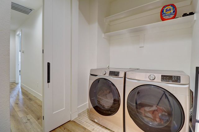 183 S Prairie Avenue, Dallas, TX 75226