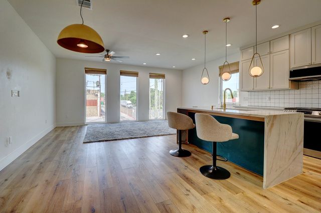 183 S Prairie Avenue, Dallas, TX 75226