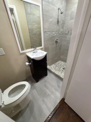 1570 Sutter Street, Dallas, TX 75216