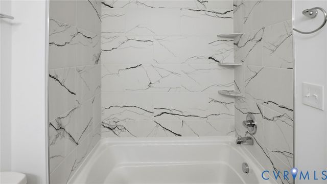 129 S Little Church St, Petersburg, VA 23803