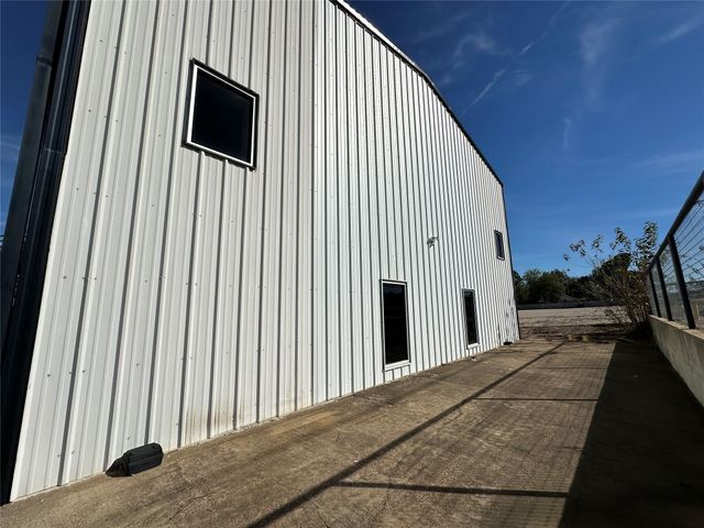 3015 S Burleson Boulevard, Burleson, TX 76028
