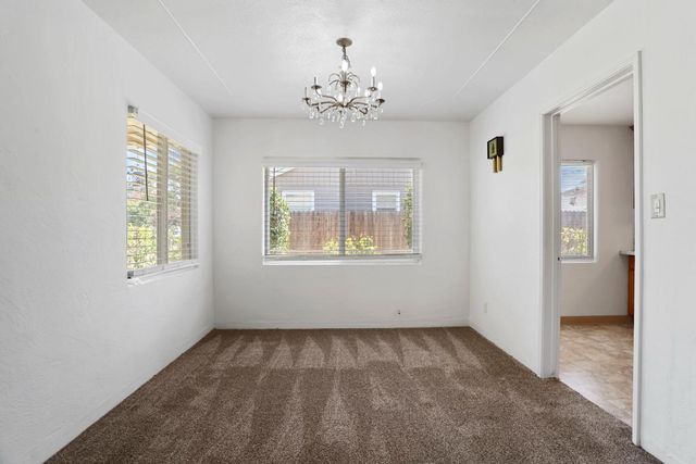 520 Tamarack Dr, Lodi, CA 95240