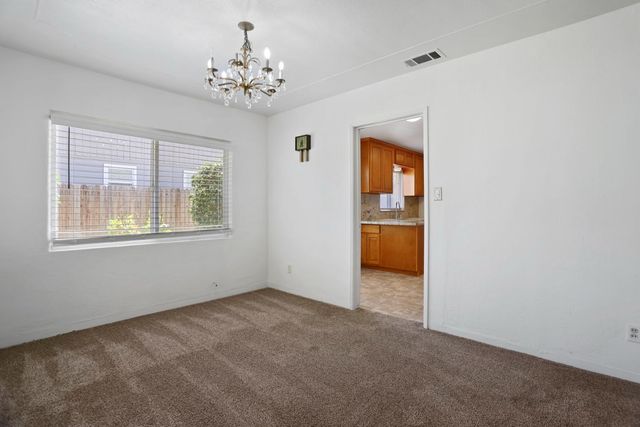 520 Tamarack Dr, Lodi, CA 95240