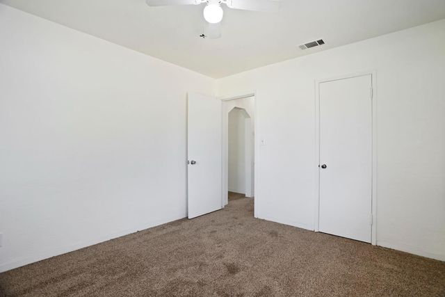 520 Tamarack Dr, Lodi, CA 95240