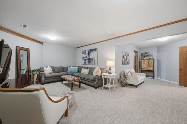 14 STAGECOACH, Wichita, KS 67230