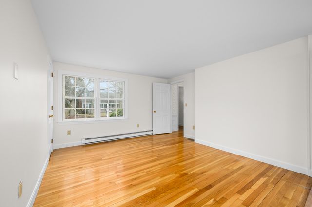 7 Kit Carson Way, Yarmouth Port, MA 02675