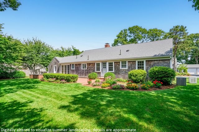 7 Kit Carson Way, Yarmouth Port, MA 02675
