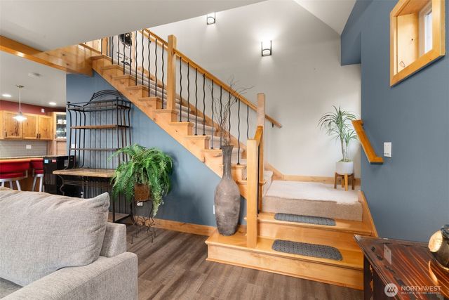 12511 Cole Point Drive, Anderson Island, WA 98303