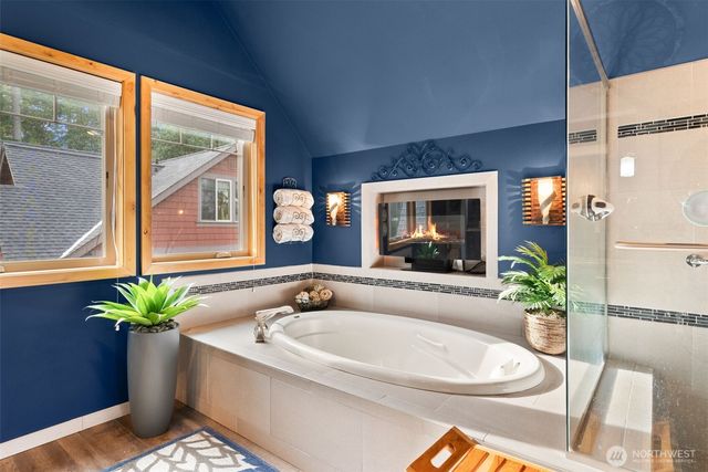 12511 Cole Point Drive, Anderson Island, WA 98303