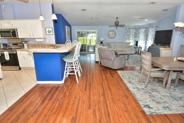 8154 14th Hole Drive, Port St. Lucie, FL 34952