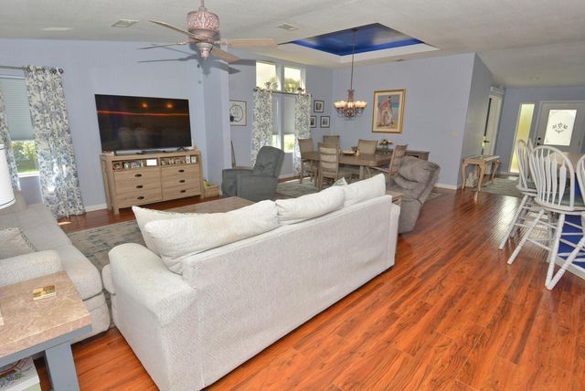 8154 14th Hole Drive, Port St. Lucie, FL 34952