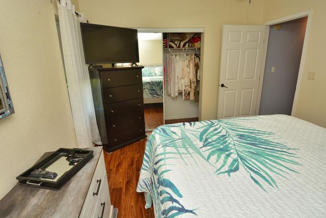 8154 14th Hole Drive, Port St. Lucie, FL 34952