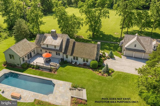 56 STRIMPLES MILL RD, Stockton, NJ 08559