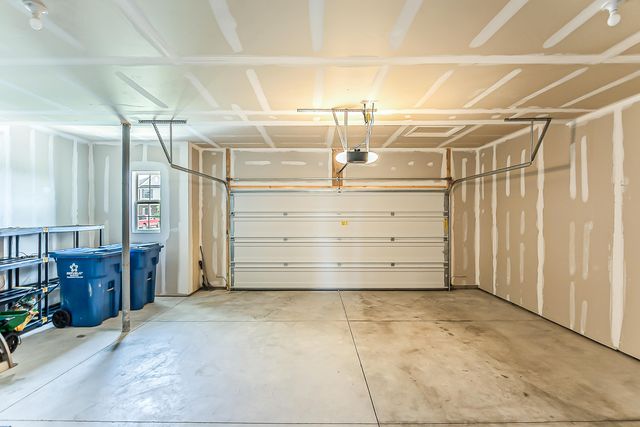 2559 Timber Glen Drive, Pittsfield Charter Twp, MI 48108