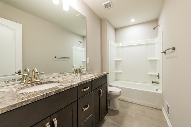 2559 Timber Glen Drive, Pittsfield Charter Twp, MI 48108