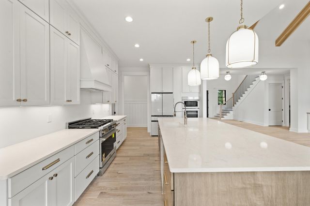 526 Polo Run Lane, Versailles, KY 40383