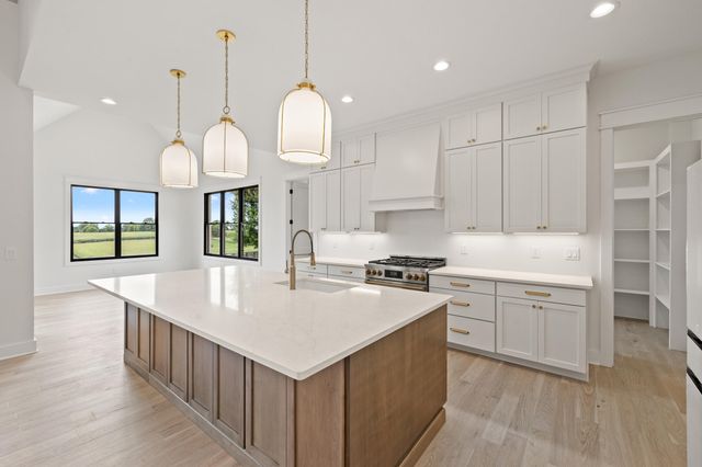 526 Polo Run Lane, Versailles, KY 40383