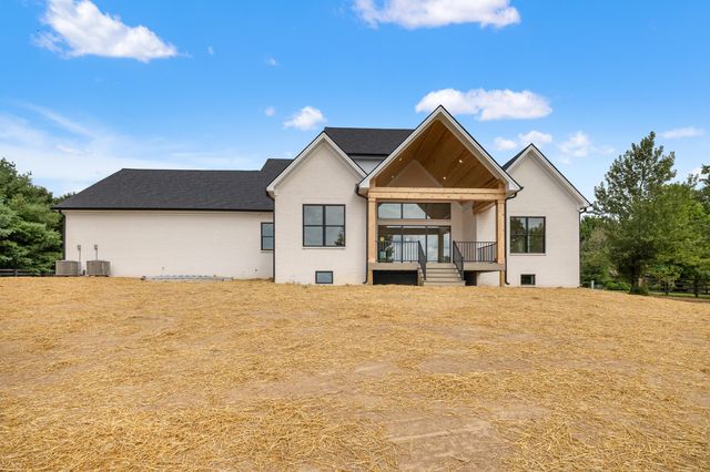 526 Polo Run Lane, Versailles, KY 40383