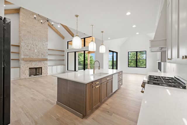 526 Polo Run Lane, Versailles, KY 40383