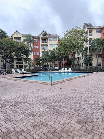 8160 NW Geneva Ct 202, Doral, FL 33166