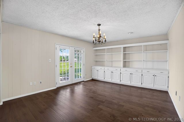 17702 E 108th Street N, Owasso, OK 74055