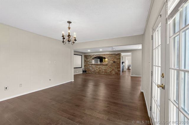 17702 E 108th Street N, Owasso, OK 74055
