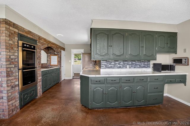 17702 E 108th Street N, Owasso, OK 74055