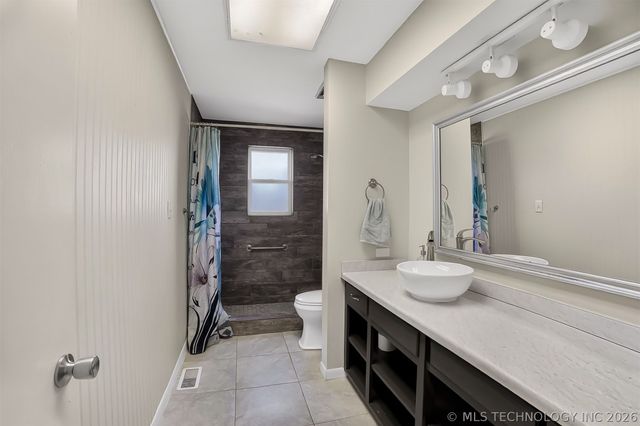 17702 E 108th Street N, Owasso, OK 74055