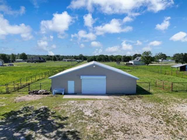 17702 E 108th Street N, Owasso, OK 74055