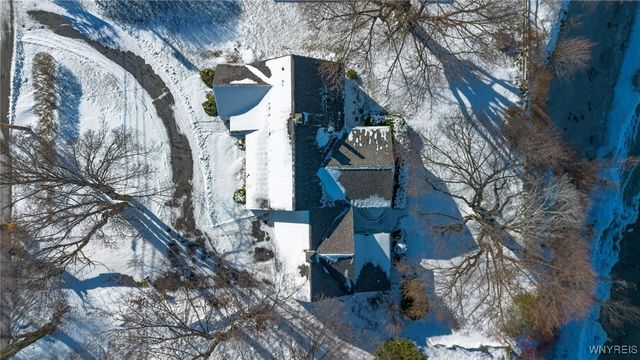 4560 Lake Shore Road, Hamburg, NY 14075