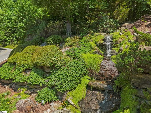 1394 Mountain Summit Road, Travelers Rest, SC 29690
