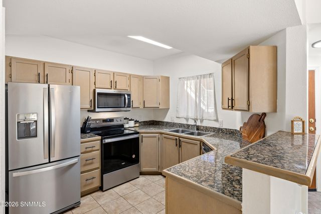 3650 Morning Star Drive 1205, Las Cruces, NM 88011