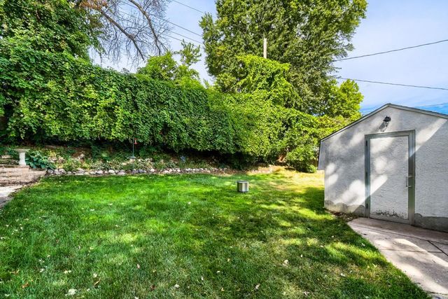 512 9th Avenue S, South Saint Paul, MN 55075