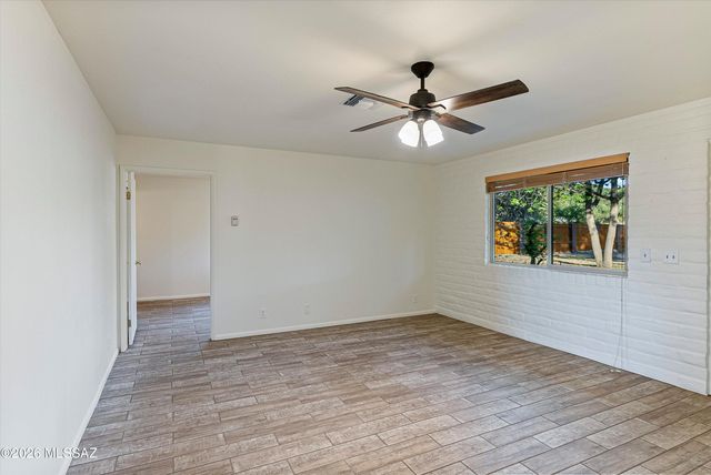 820 W Linda Vista Road, Oracle, AZ 85623