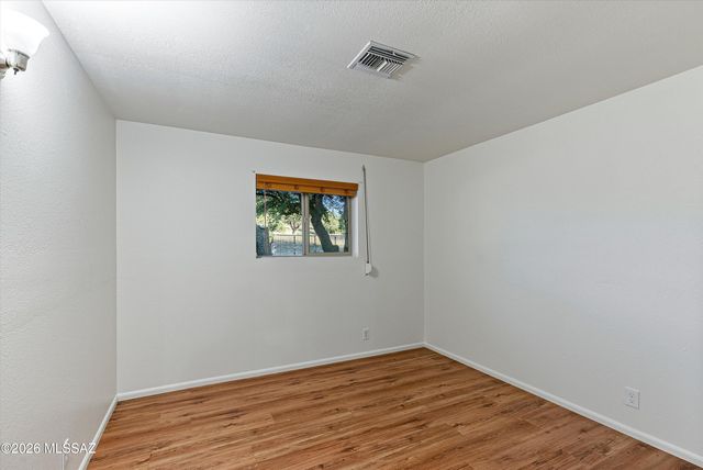 820 W Linda Vista Road, Oracle, AZ 85623