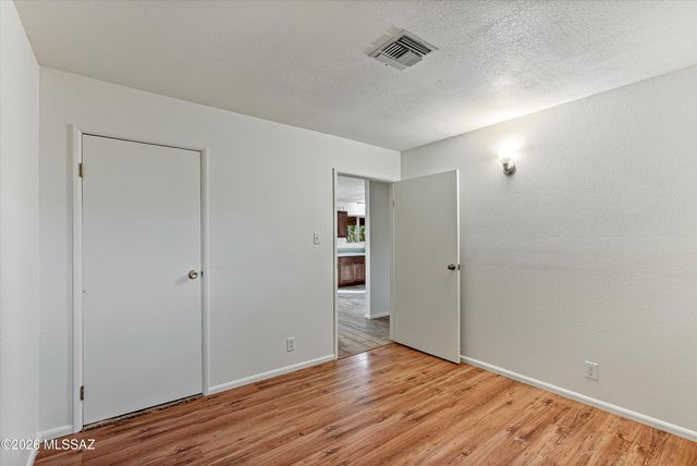 820 W Linda Vista Road, Oracle, AZ 85623