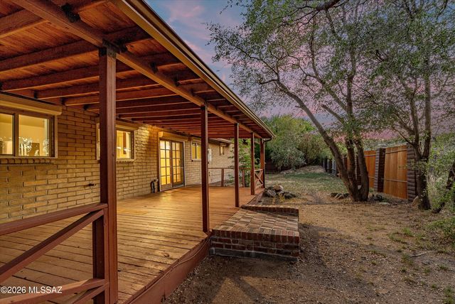 820 W Linda Vista Road, Oracle, AZ 85623