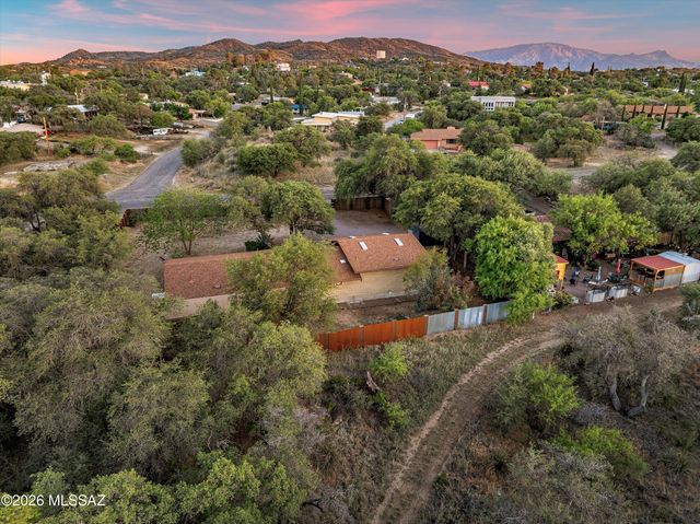 820 W Linda Vista Road, Oracle, AZ 85623