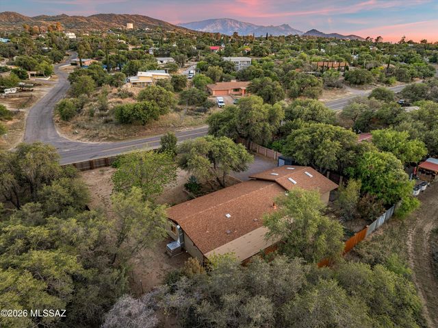 820 W Linda Vista Road, Oracle, AZ 85623