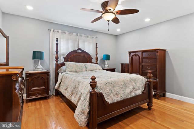 313 INDIAN CREEK DR, Mechanicsburg, PA 17050