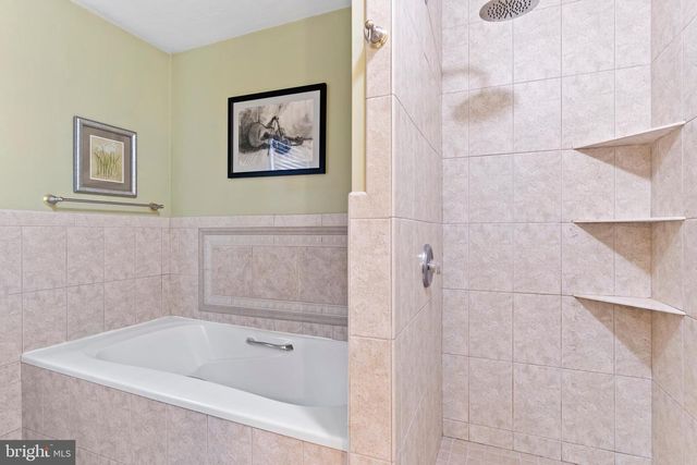 313 INDIAN CREEK DR, Mechanicsburg, PA 17050