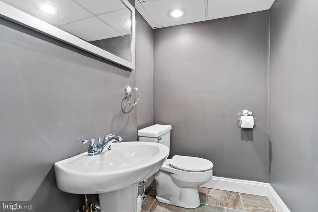 313 INDIAN CREEK DR, Mechanicsburg, PA 17050