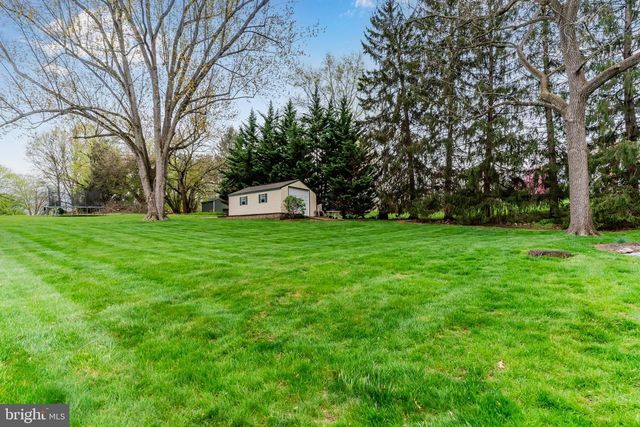 313 INDIAN CREEK DR, Mechanicsburg, PA 17050