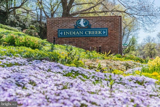 313 INDIAN CREEK DR, Mechanicsburg, PA 17050