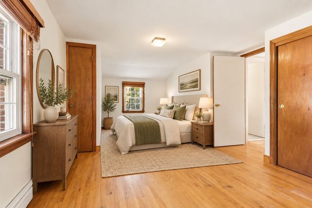 19 Alden St, Mansfield, MA 02048