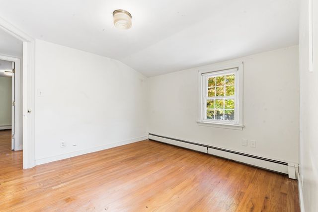 19 Alden St, Mansfield, MA 02048