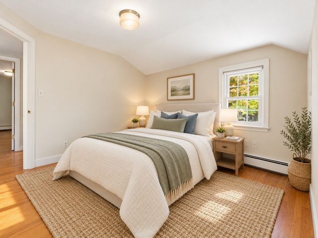 19 Alden St, Mansfield, MA 02048