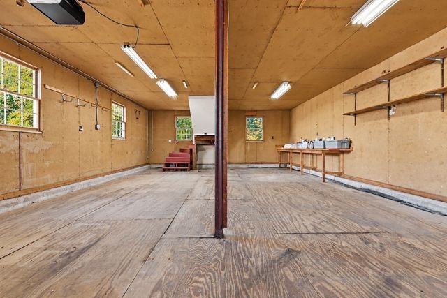 19 Alden St, Mansfield, MA 02048