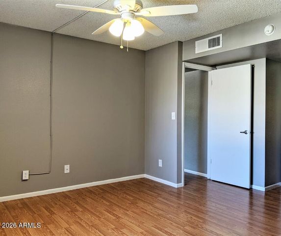4608 W MARYLAND Avenue 203, Glendale, AZ 85301